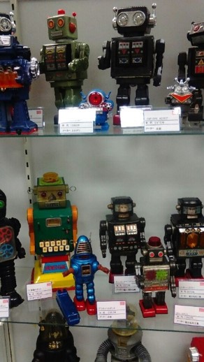 いまでは懐かしい ブリキのロボット おもちゃのまち バンダイミュージアムおもちゃのまち バンダイミュージアム
